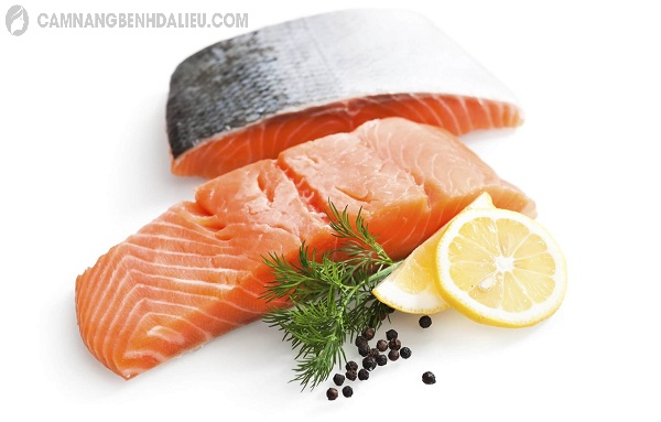 Cá giàu omega 3 giúp duy trì độ đàn hồi, giúp da tươi trẻ