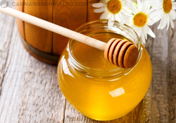 Trị tàn nhang hiệu quả với mật ong nguyên chất