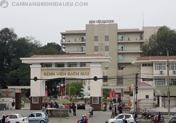 Khám chữa sùi mào gà ở khoa Da liễu - Bệnh viện Bạch Mai