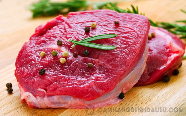 Thịt bò chứa nhiều đạm là món người bị viêm da cơ địa không nên ăn