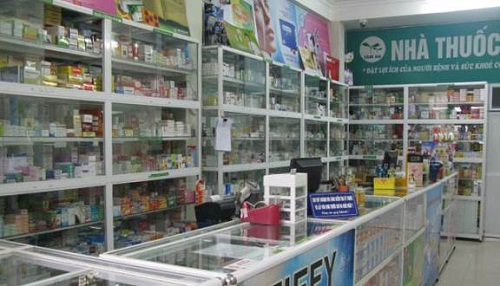 Người bệnh mua thuốc tại các hiệu thuốc uy tín