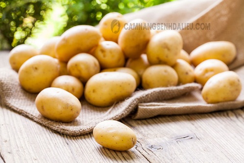 trị eczema bằng khoai tây